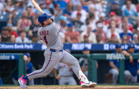 Francisco Alvarez homers twice as Mets beat Phillies 4-1 under smoky sky